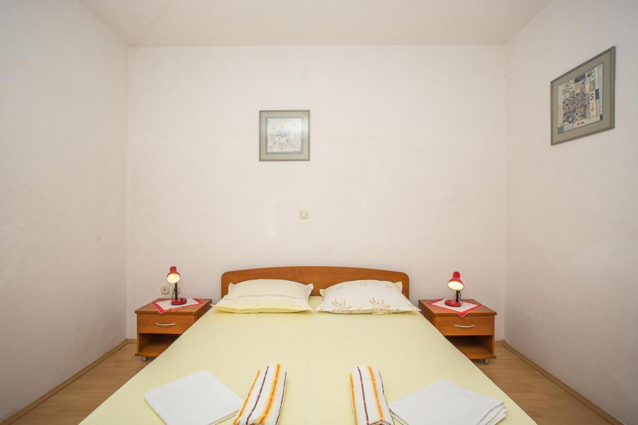 Apartments Nuic 748 Makarska Esterno foto