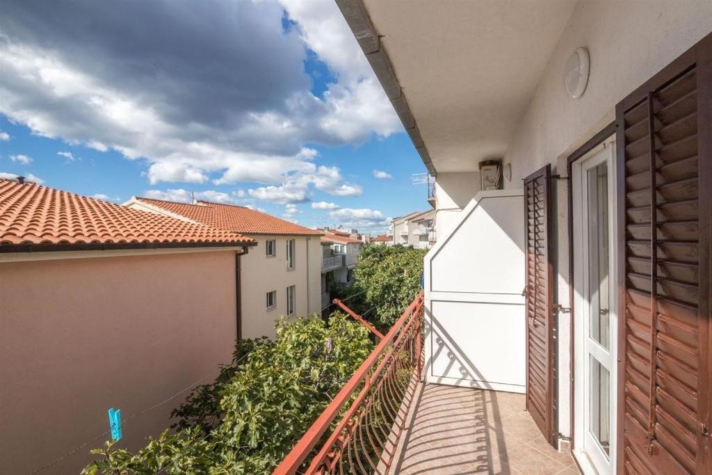 Apartments Nuic 748 Makarska Esterno foto