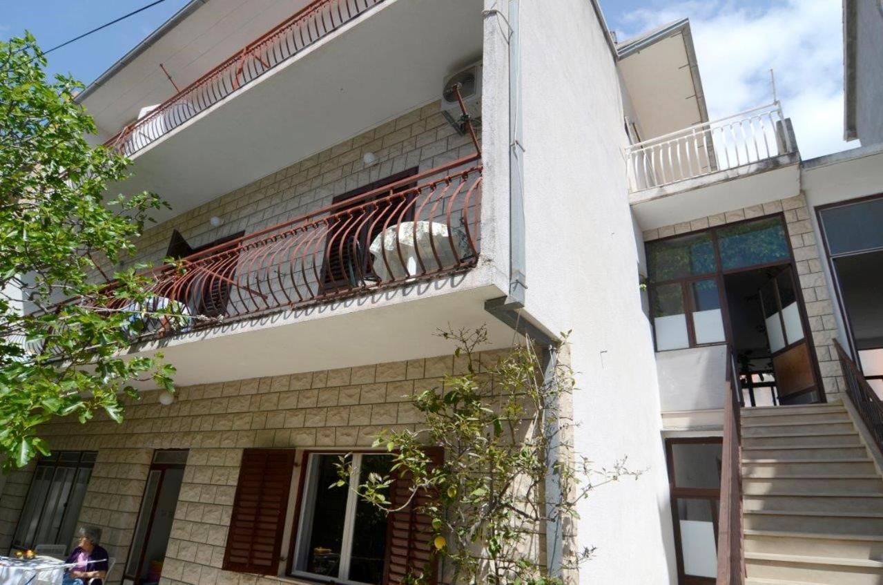 Apartments Nuic 748 Makarska Esterno foto