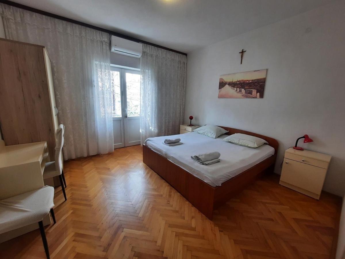 Apartments Nuic 748 Makarska Esterno foto